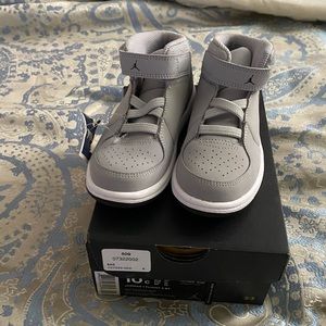 Brand new children size 10c Jordan 1 Flight 3 BT